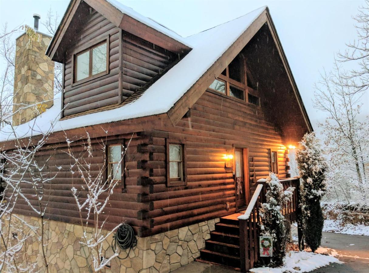 Romantic, Honeymoon Cabin In The Smokies! Gatlinburg Exterior foto
