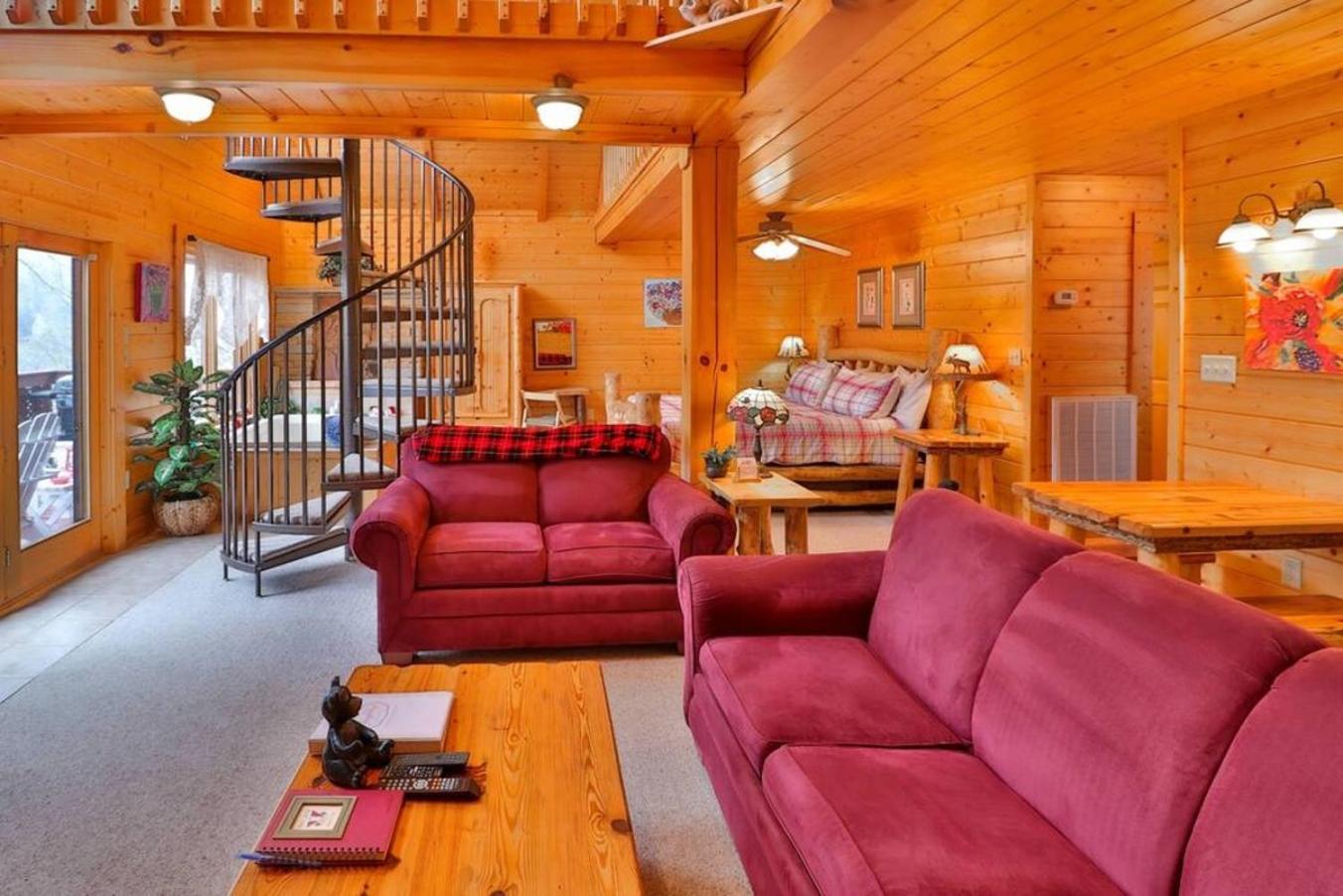 Romantic, Honeymoon Cabin In The Smokies! Gatlinburg Exterior foto