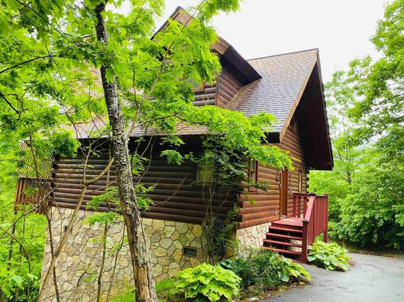 Romantic, Honeymoon Cabin In The Smokies! Gatlinburg Exterior foto